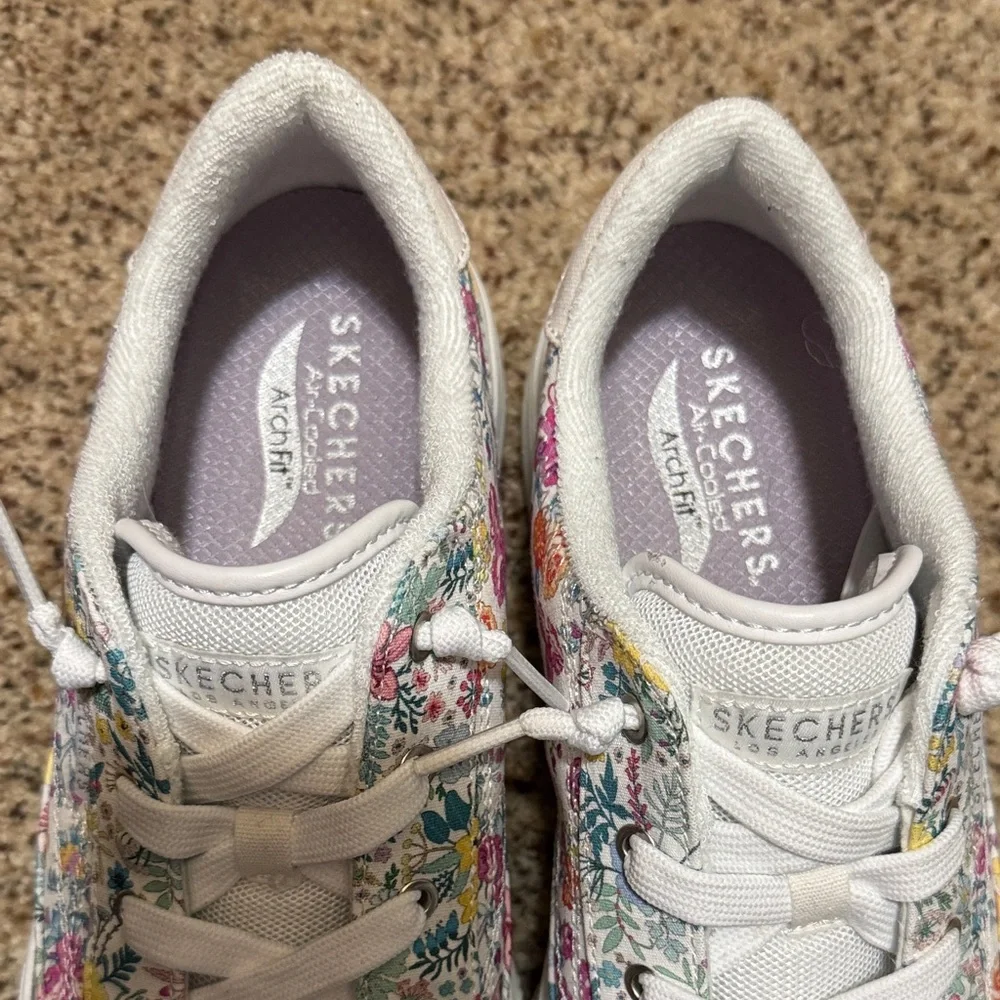 Skechers White Floral Athletic Shoes - Picture 4 of 5